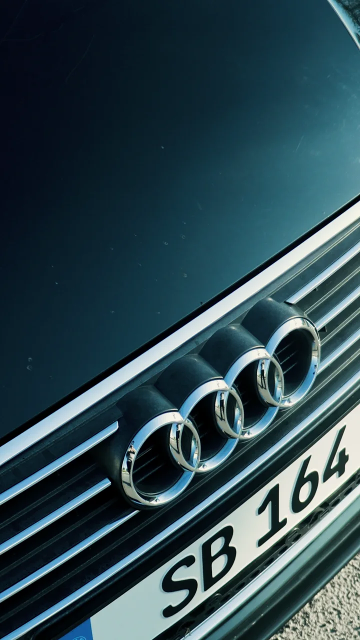 Close-up of the Audi grille in the Grand Car film